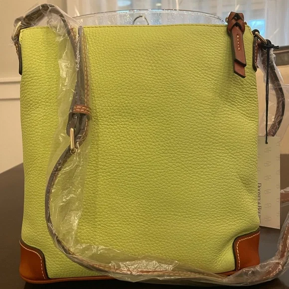 NEW Dooney & Bourke Lime and Tan Shoulder Bag